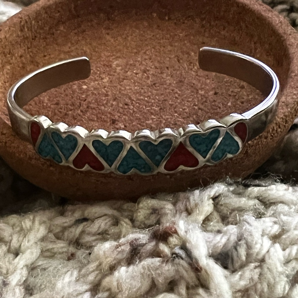 Native American Sterling Silver Zuni Heart Cuff Bracelet with Turquoise - Picture 5 of 9